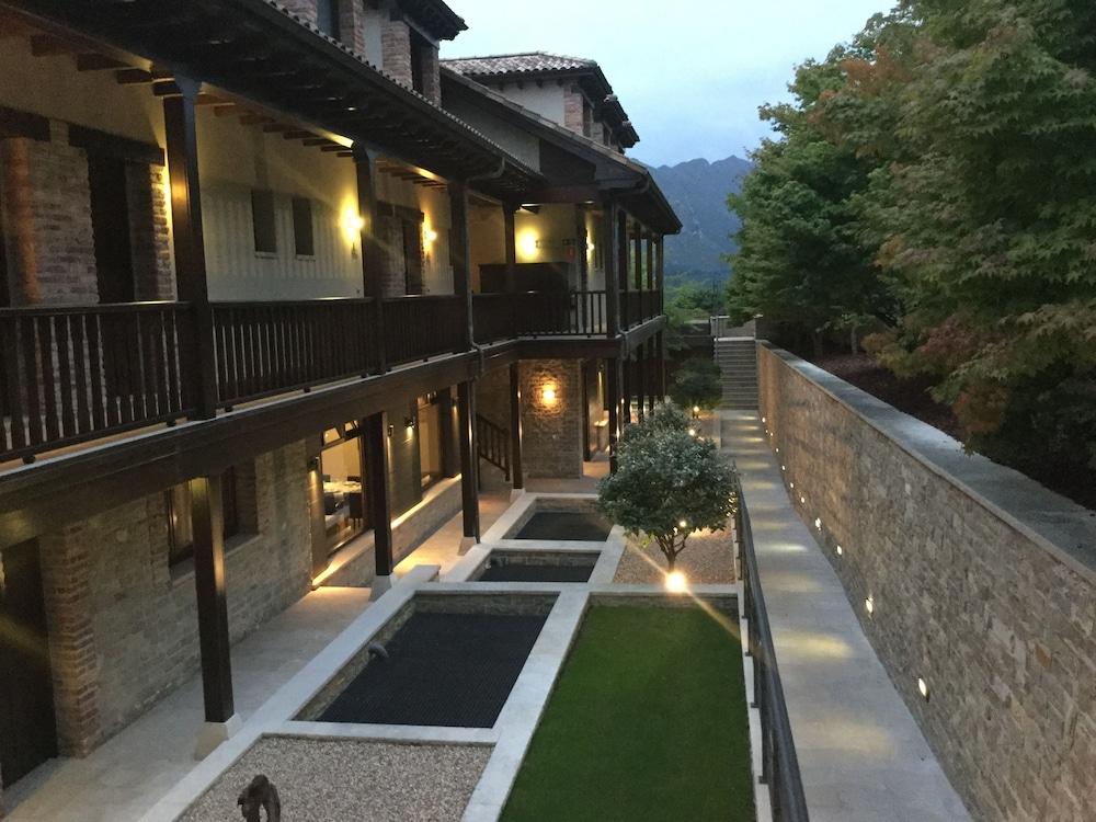 Hotel Balcón de la Cuesta Andrín Exterior foto
